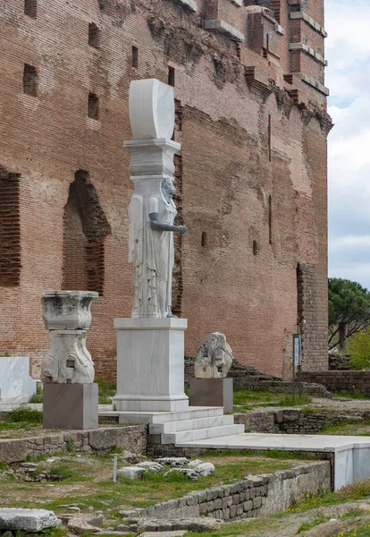 Uma Foto Estátua Sekhmet Basílica Vermelha Bergama — Fotografia de Stock