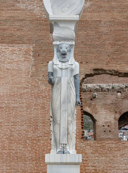Φωτογραφία Του Αγάλματος Sekhmet Στην Κόκκινη Βασιλική Της Bergama Royalty Free Φωτογραφίες Αρχείου