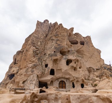 Uchsar Kalesi 'nin bir resmi..