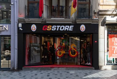 Bir Galatasaray mağazasının resmi..