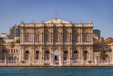 Dolmabahce Sarayı 'nın bir resmi..
