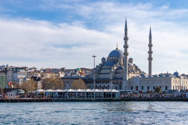 İstanbul 'daki Yeni Cami' nin bir resmi.