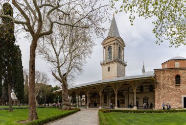 İmparatorluk Konseyi ve Adalet Kulesi 'nin bir resmi, Topkapı Sarayı kompleksinin bir parçası..