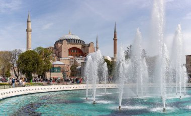 Ayasofya ve Sultan Ahmet Parkı Çeşmesi 'nin bir resmi..