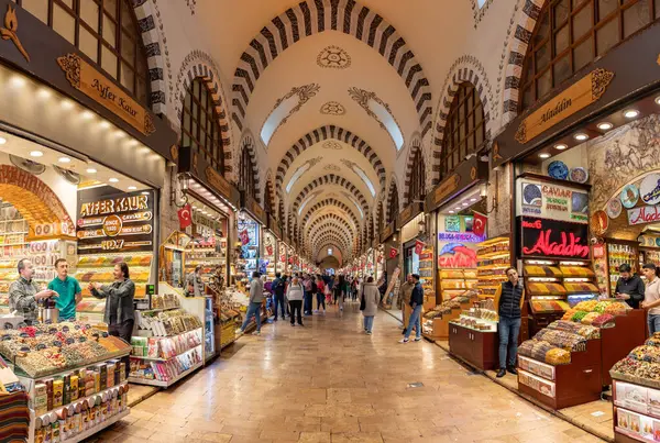 Картина Крамниць Всередині Єгипетського Або Базарського Спецій Стамбулі — стокове фото