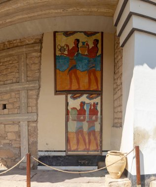 Knossos Sarayı 'ndaki Kupa Taşıyıcı Freskler' in resmi..
