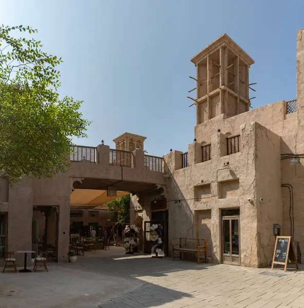 Bir Al Seef binasının resmi..