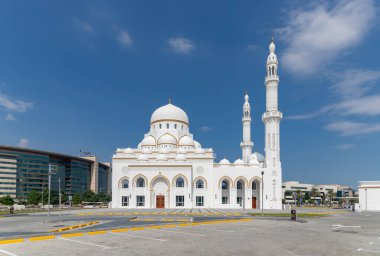 Şeyh Rashid Bin Muhammed Camii 'nin bir resmi..