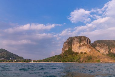 Ao Nang Sahili 'nin bir resmi..