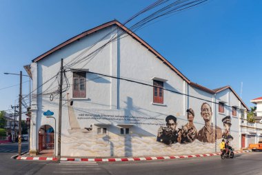 Phuket Eski Kasabası 'ndaki Kral Bhumibol Duvar resmi. 4 Stüdyo tarafından 2016 'da tasarlandı..