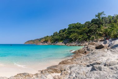 Phuket 'teki Özgürlük Sahili' nin bir resmi..