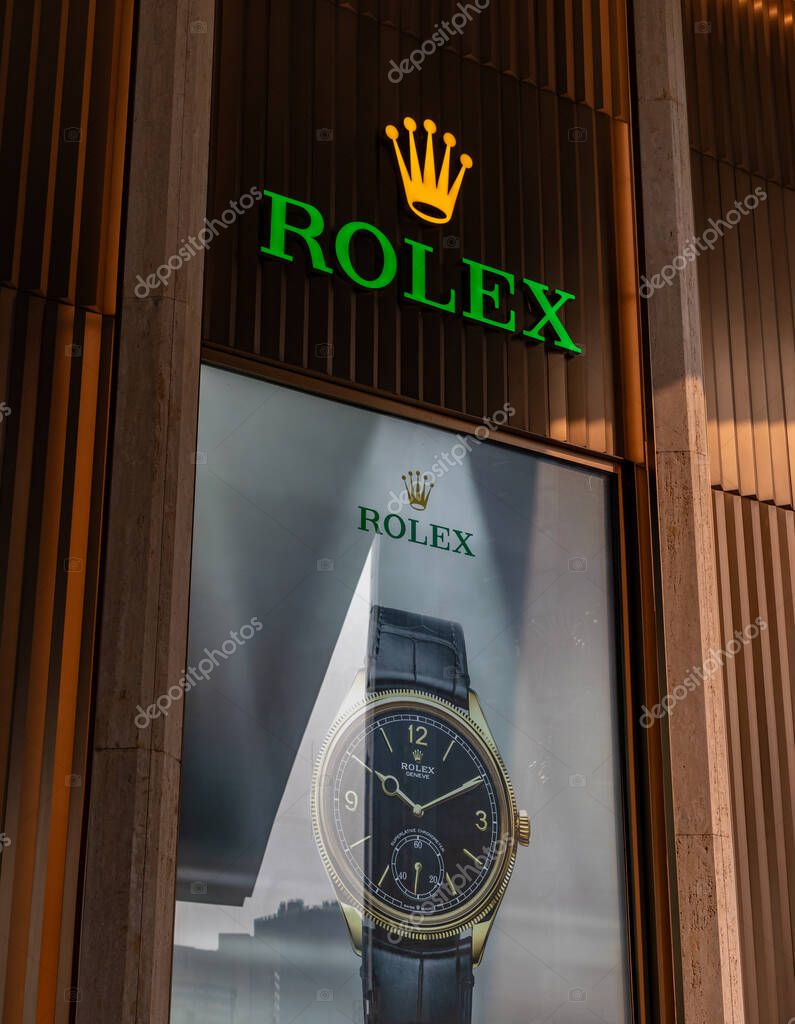 A picture of a Rolex advertisement.