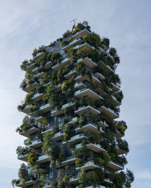 Milano 'daki Bosco Verticale apartmanlarının resmi..