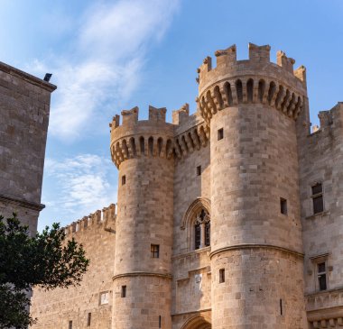 Rodos Şövalyelerinin Büyük Üstadı 'nın sarayının resmi..