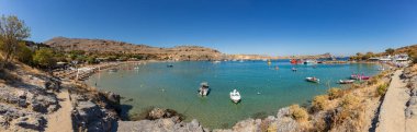 Lindos Sahili 'nin panorama resmi..