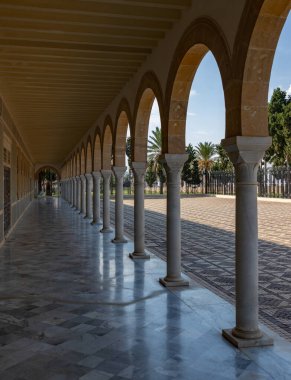 Manastır 'daki Habib Bourguiba mozolesinin bir resmi..