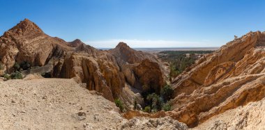 Tunus 'taki Chebika Vahası' nın bir resmi..
