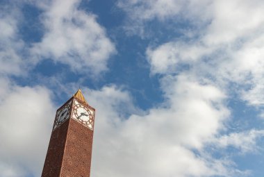 Tunus Saat Kulesi 'nin bir resmi..