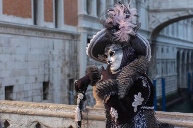 İtalya 'nın eşsiz Venedik şehrinde bir karnaval. Venedik maskeleri