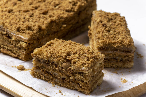 Крупный план домашнего сотового пирога