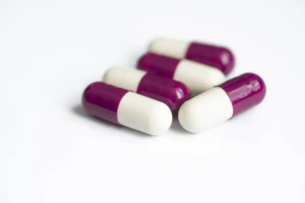 Medikamentenverschreibung Für Behandlungsmedikamente Pharmazeutisches Medikament Thema Pharmazie Haufen Rotweißer Medikamente — Stockfoto