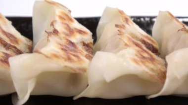 Gyoza Japon Tava Kızarmış Böreği