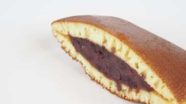 Dorayaki kesiti geleneksel Japon tatlıları