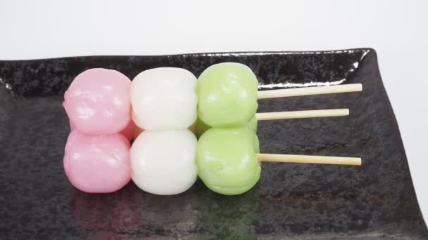 三色の団子 日本の伝統菓子団子 — ストック動画