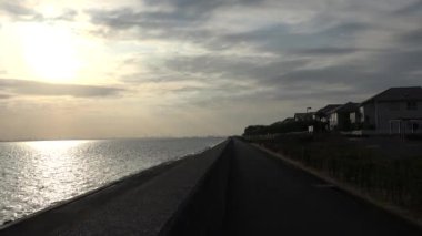 Urayasu Hinode Sahil Alanı, Japonya Sabah Erkenden