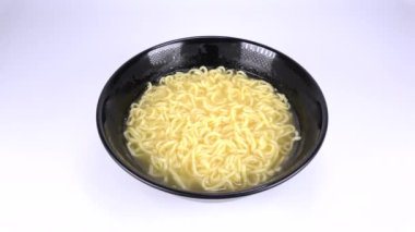 Japon Tuzlu Ramen İçindekiler Yok