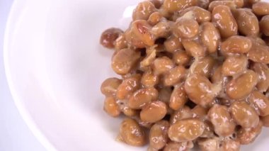 Japon Natto, video klibini kapat