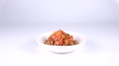 Baharatlı Kimchi Natto, video klibini kapat