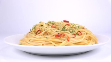 Pasta Peperoncino, kısa video klibi