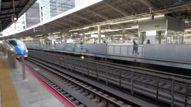 Tokyo İstasyonu Shinkansen, ses 2023 sınırlı ekspres treniyle