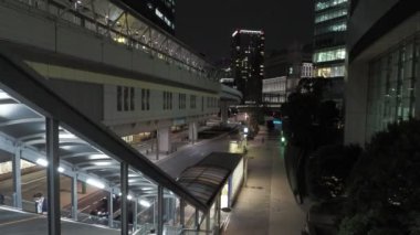 Shiodome Gece Manzarası, Japonya Tokyo Nisan 2023