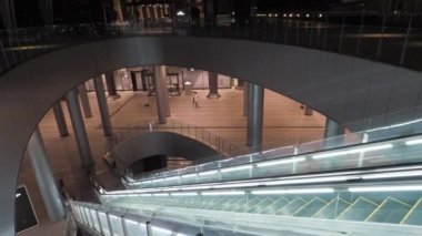 Shiodome Gece Manzarası, Japonya Tokyo Nisan 2023