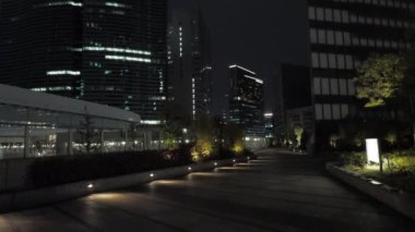 Shiodome Gece Manzarası, Japonya Tokyo Nisan 2023