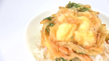 Tempura Kakiage pirinç kasesi Japon geleneksel yemeği Kakiagedon