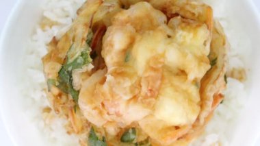 Tempura Kakiage pirinç kasesi Japon geleneksel yemeği Kakiagedon