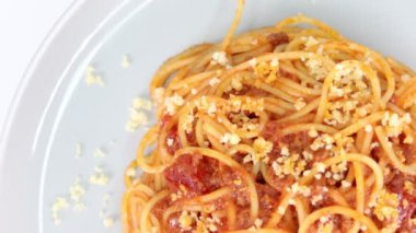 Makarna Bolonez, Kısa video klibi