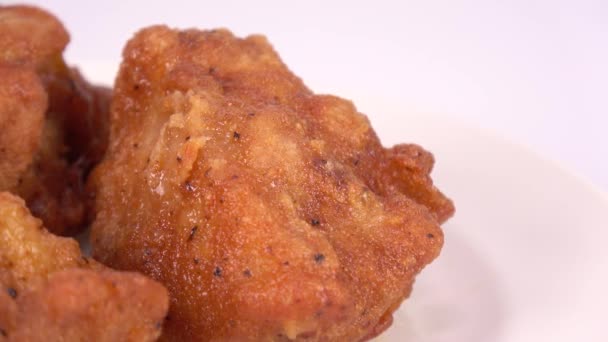 Τηγανητό Κοτόπουλο Τεμαχίων Σύντομο Βίντεο Κλιπ — Αρχείο Βίντεο