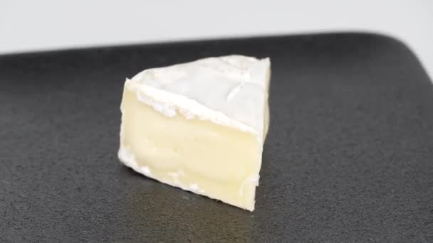 Camembert Brânză Scurt Videoclip — Videoclip de stoc
