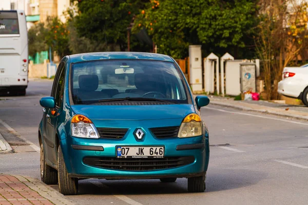 Side Türkei Januar 2023 Blauer Renault Modus Frontansicht Steht Einem — Stockfoto