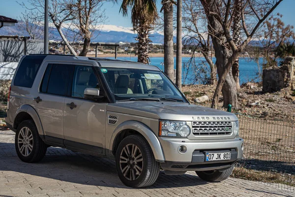 Side Türkei Februar 2023 Silberner Land Rover Discovery Parkt Einem — Stockfoto