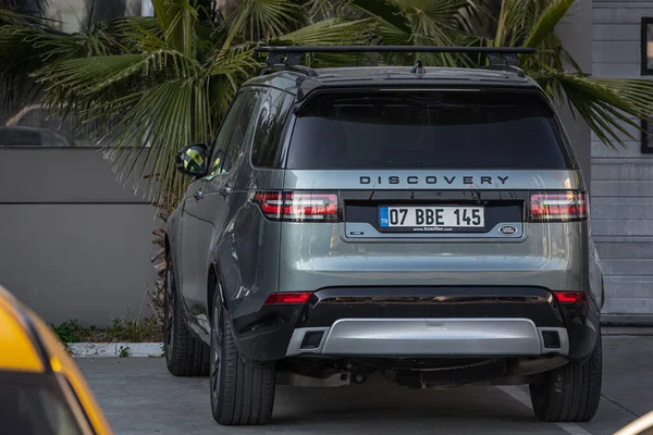 Side Turquia Fevereiro 2023 Land Rover Discovery Cinza Está Estacionado — Fotografia de Stock