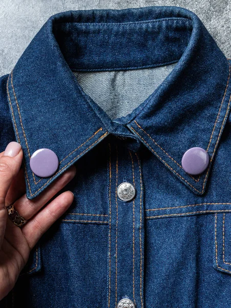 Gray Badge Button Denim Jacket Badge Jacket Close View Texture — Stock Photo, Image