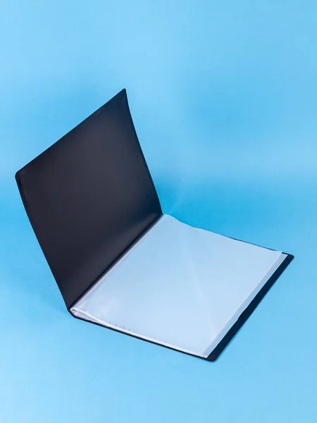 Black Plastic Office Folder Blue Background Office Folder Template — Stock Photo, Image