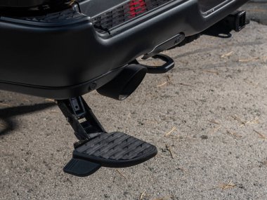 Novosibirsk, Rusya - 11 Eylül 2023: Dodge Ram Trx, arabaya binin