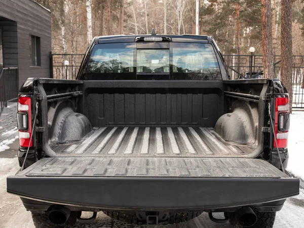 Novosibirsk Rusia Noviembre 2023 Black Dodge Ram Trx Clean Open —  Fotos de Stock