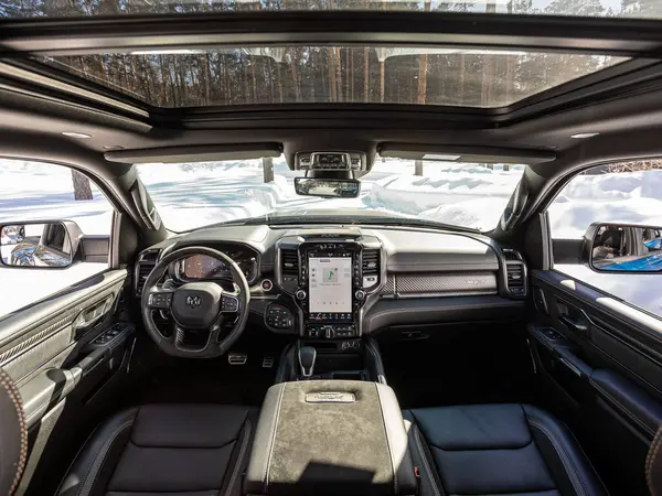 Novosibirsk Rusland Maart 2024 Dodge Ram Trx Luxe Auto Interieur — Stockfoto